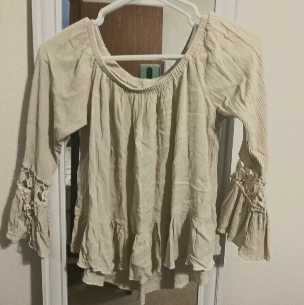 Top - Picture 1 of 2